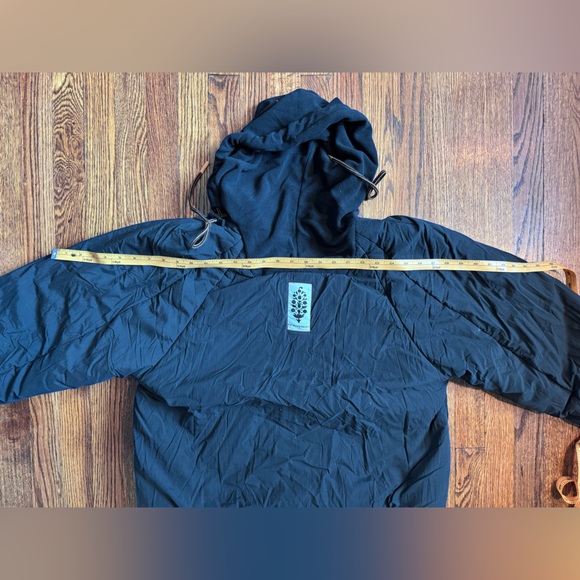 FP movement- Free People packable puffer BRAND NEW WITH TAGS!! - Picture 9 of 10